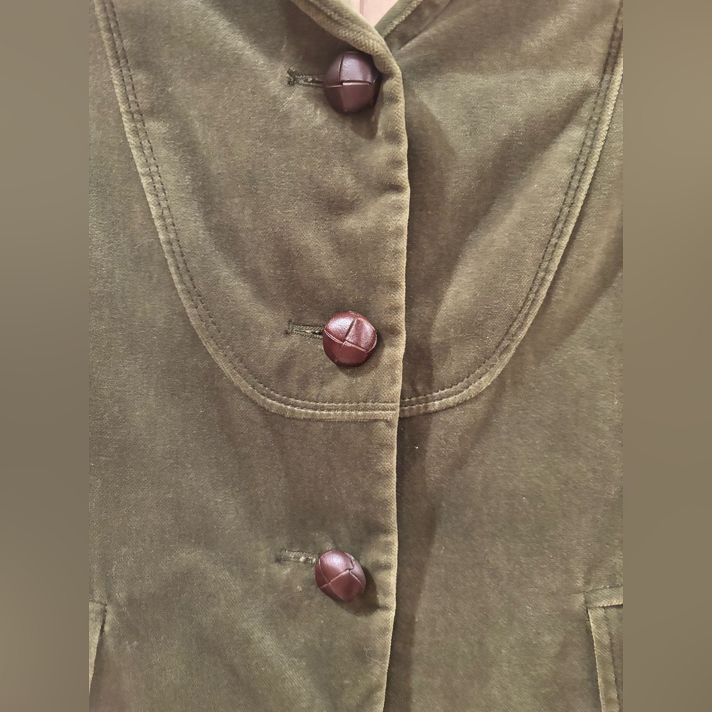 J.Crew Olive Green Velvet Blazer – Size 4 – Tailored Fit, Fully Lined - Picture 5 of 10